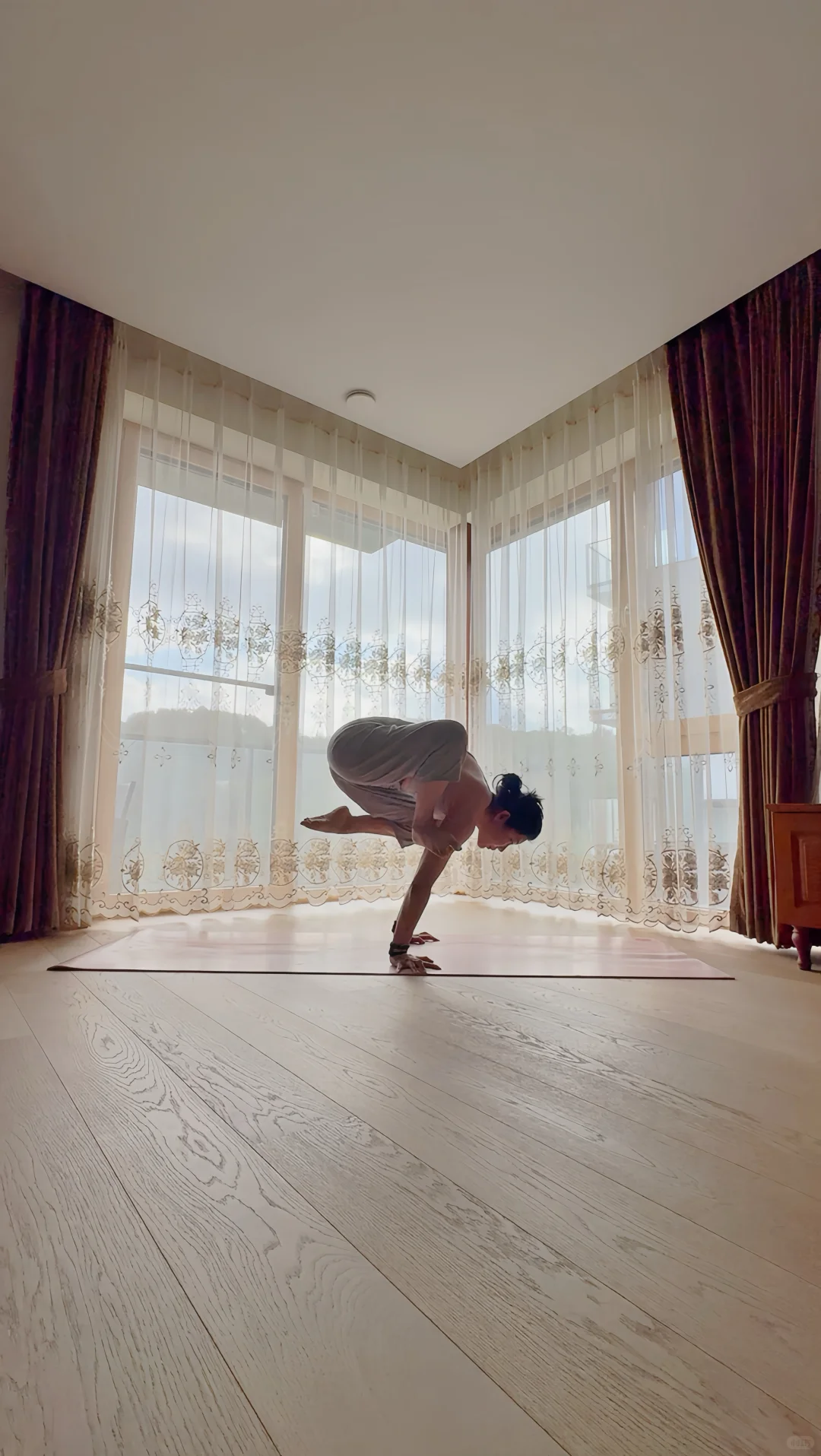 一条裤子，能穿出瑜伽的呼吸感🌿｜来自尼泊尔