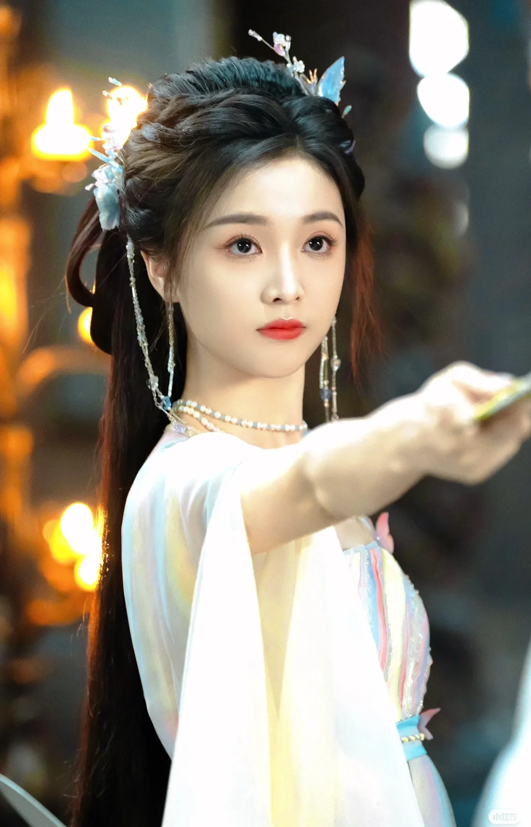 吴宣仪的古装造型和适配度比我想象中的好