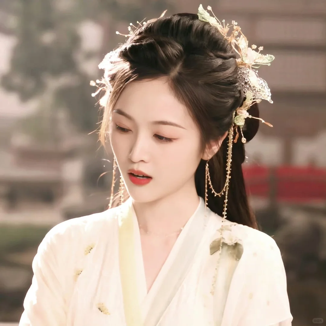 吴宣仪的古装造型和适配度比我想象中的好