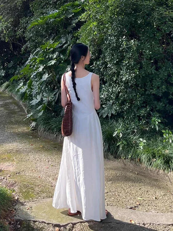 白月光长裙，自带氛围感！🤍