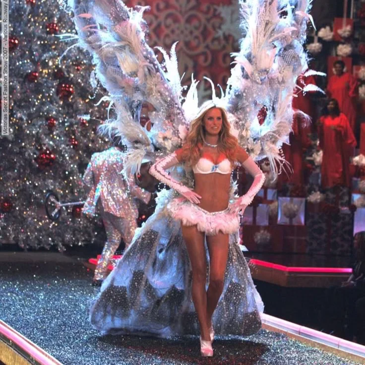 victoria’s secret day 🪽