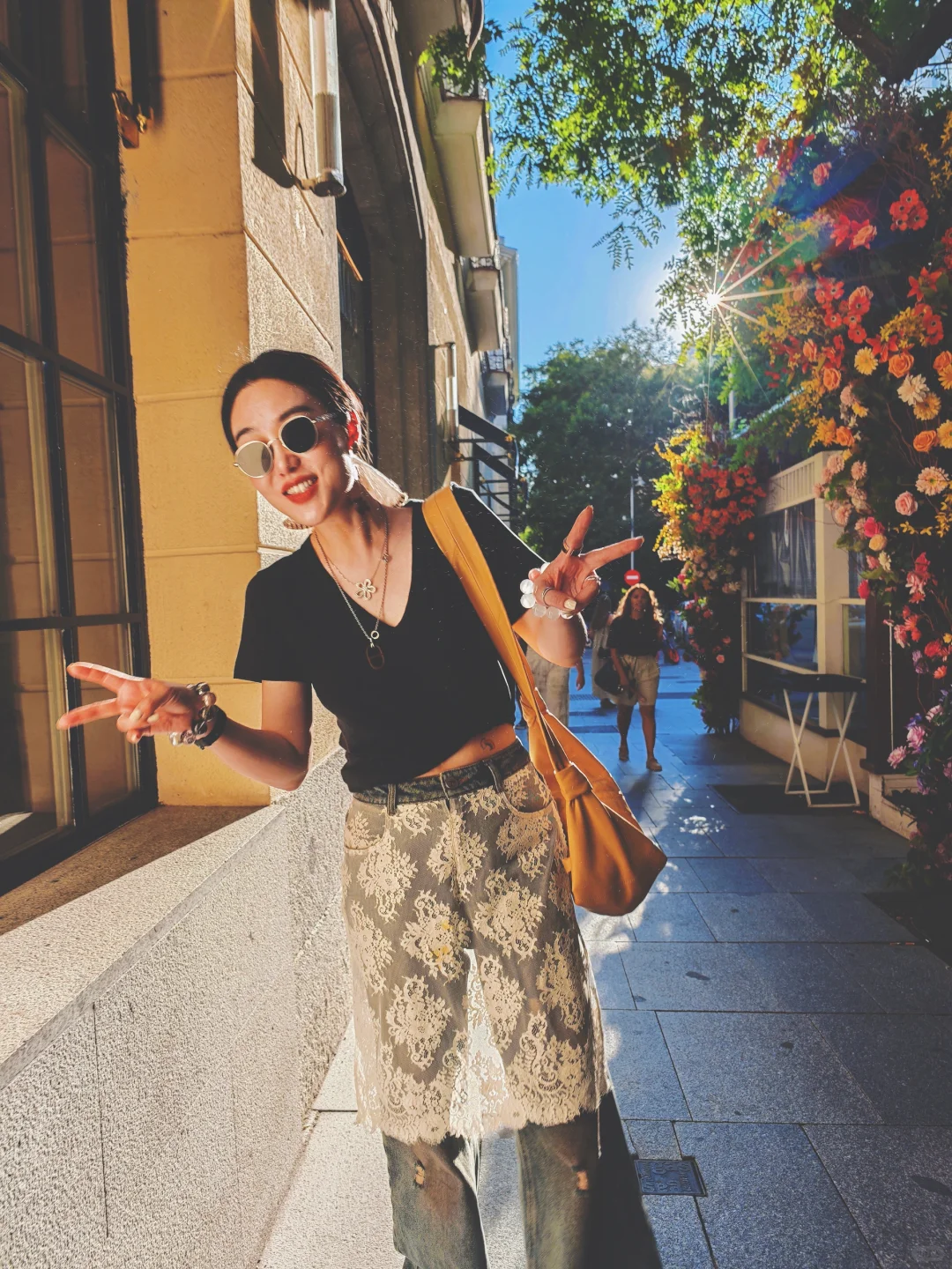 阳光很暖 电量很满 完全没有晒黑焦虑☀️