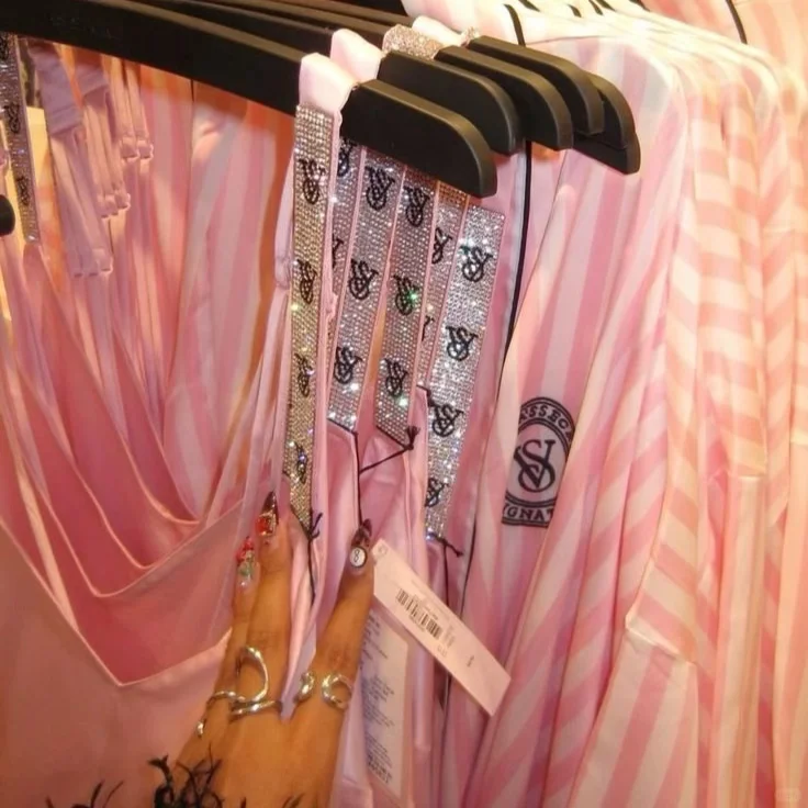 victoria’s secret day 🪽