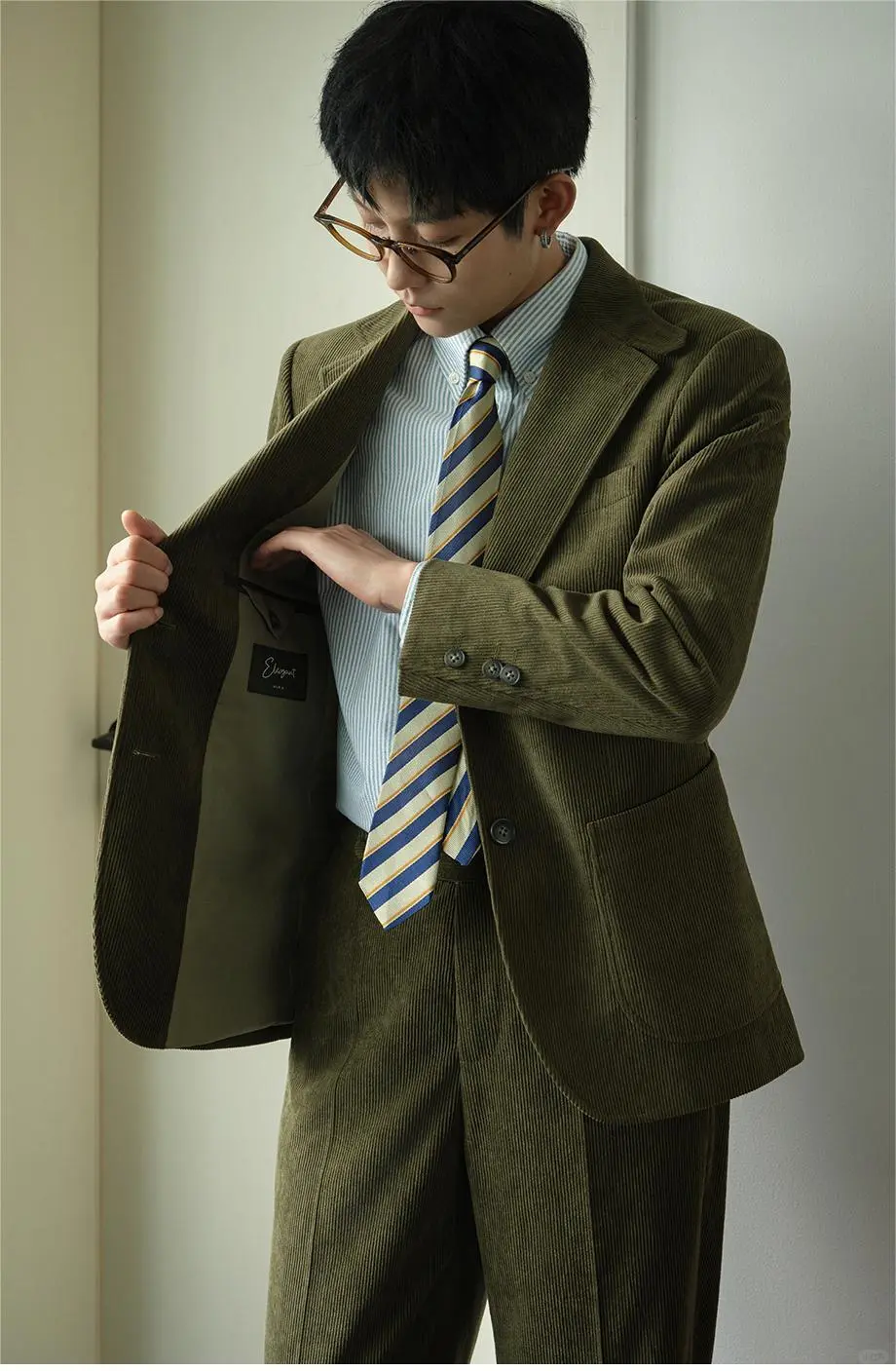 女士绅装：一种关于力量的审美