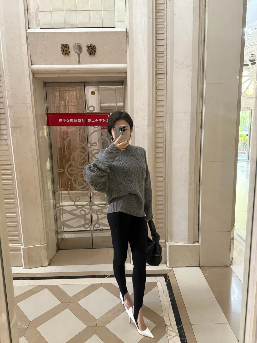 高跟鞋➕瑜伽裤绝了～好显腿长啊