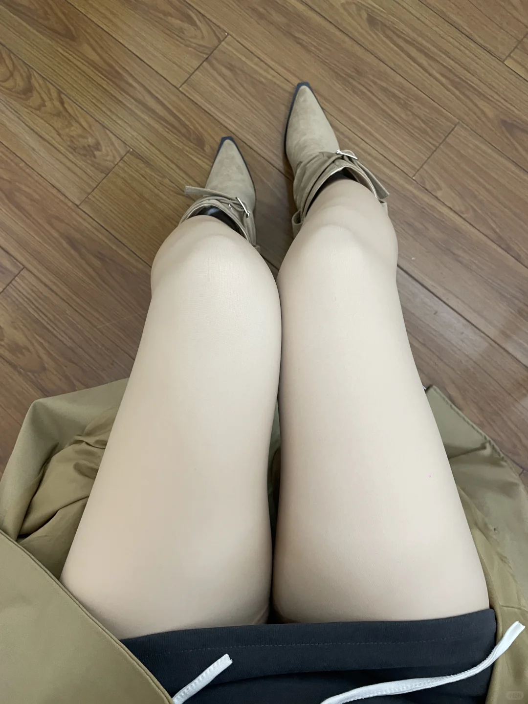 啊啊啊！妈妈给我选的光腿神器也太自然了吧