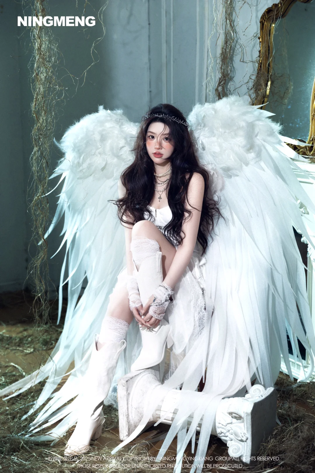 世人最爱看神女堕落🕊️氛围感天使写真