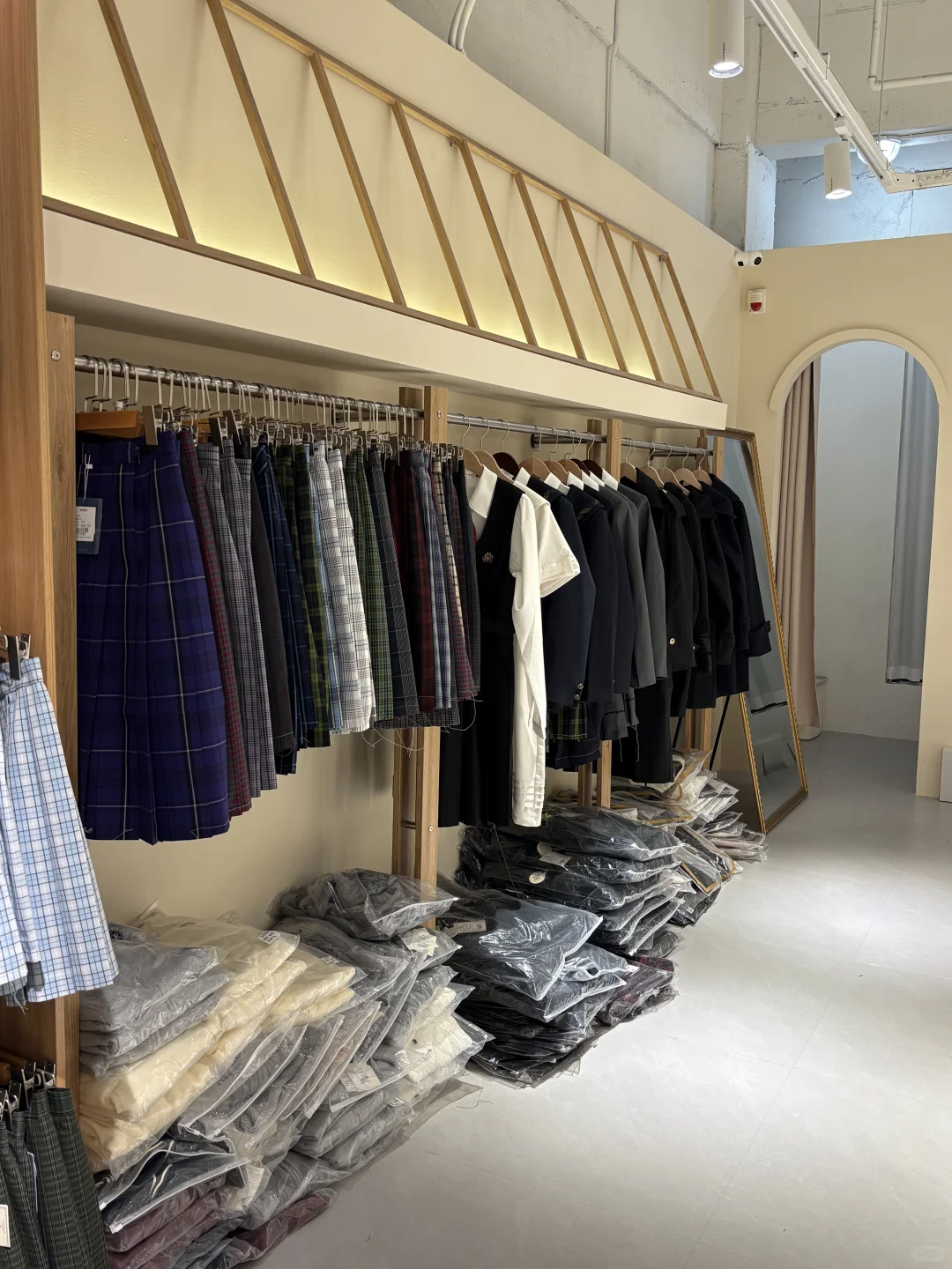 江汉路有一家平价jk制服实体店