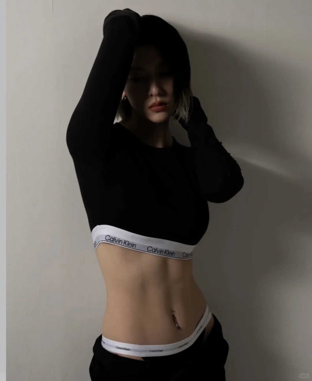 CK｜25秋女士聚拢升杯长袖T恤