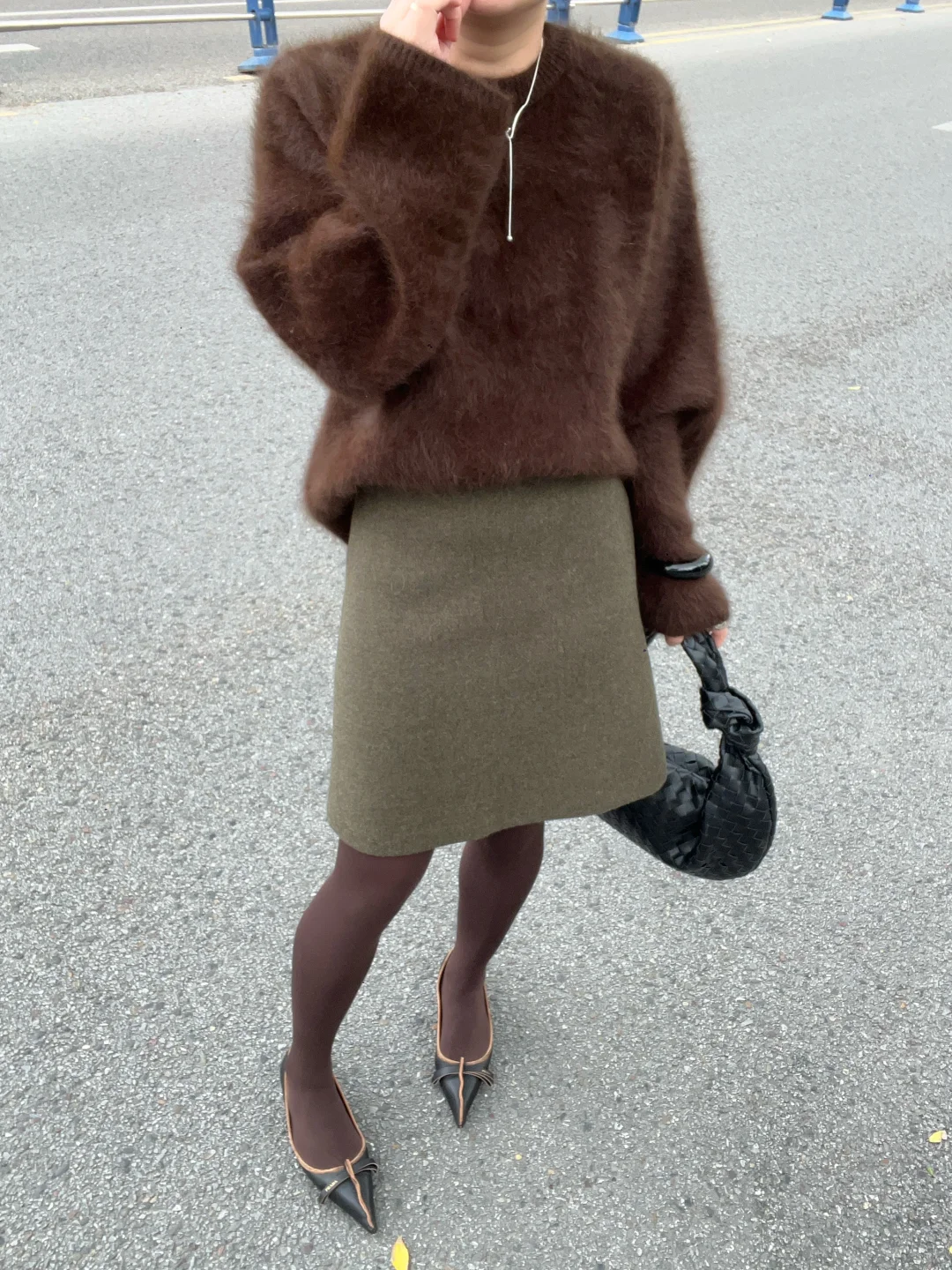 今天是复古时髦感穿搭～