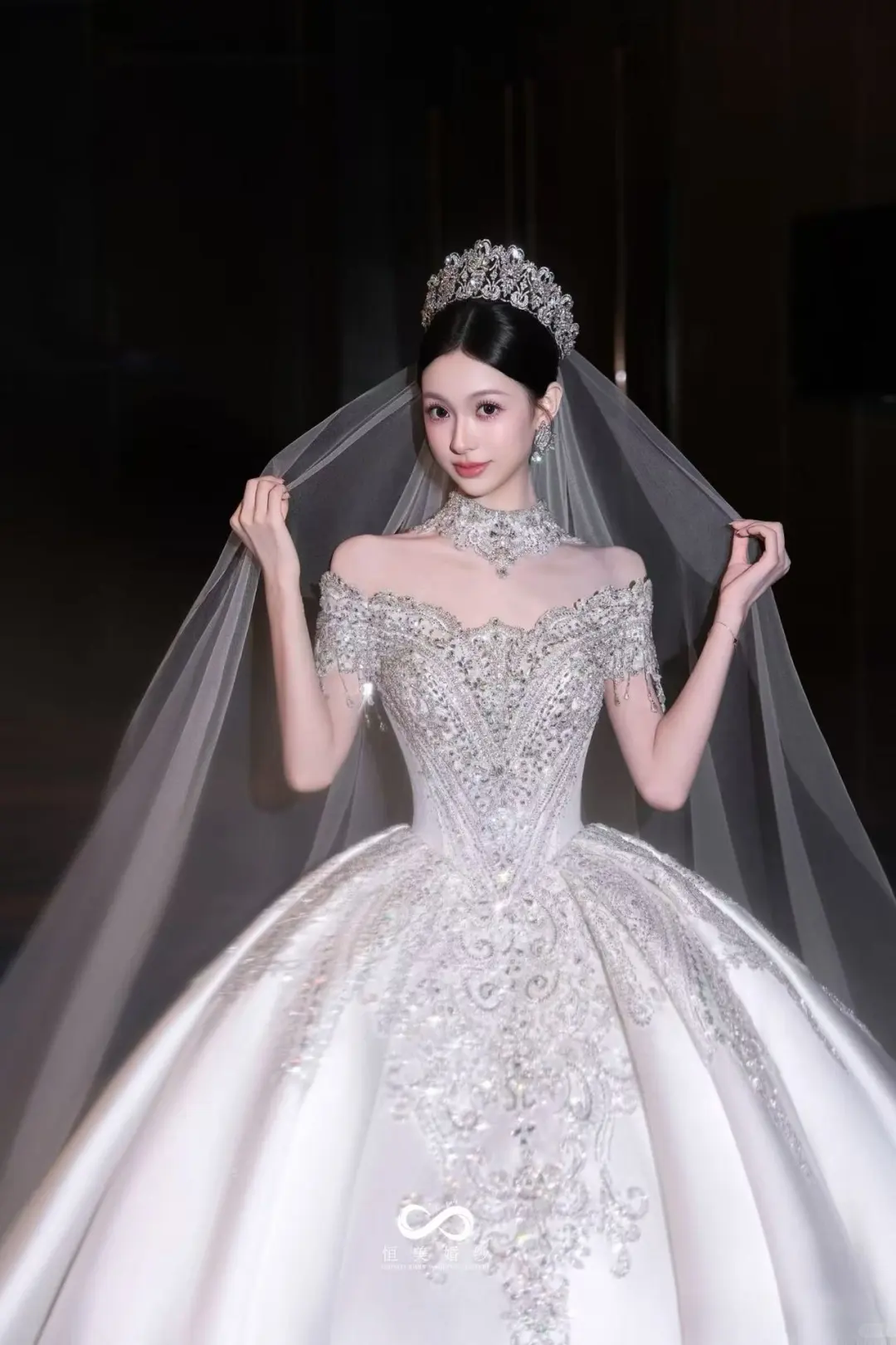 闪闪发光的银河主纱