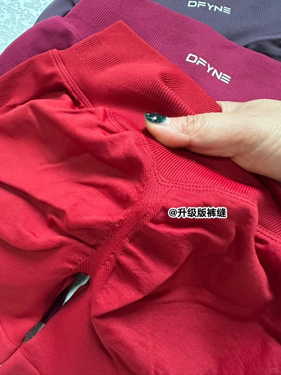 自带气血感，红色系健身搭配来啦🔥