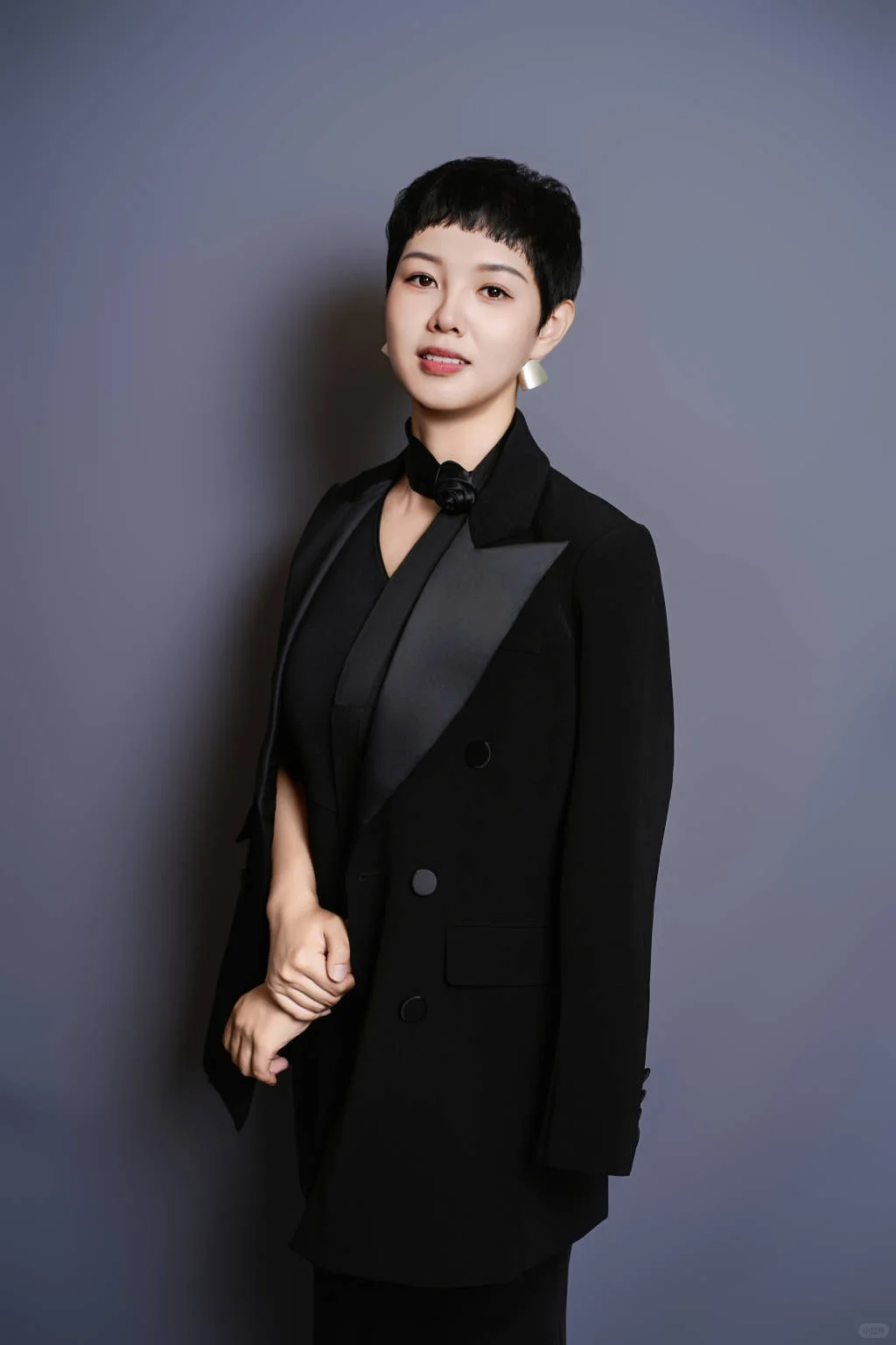 她在镜头里闪闪发光～