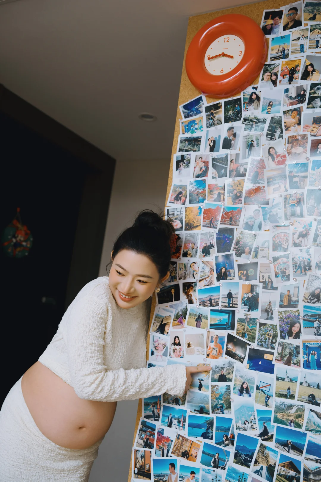 自然温馨的孕妇照当然要在家里拍啦