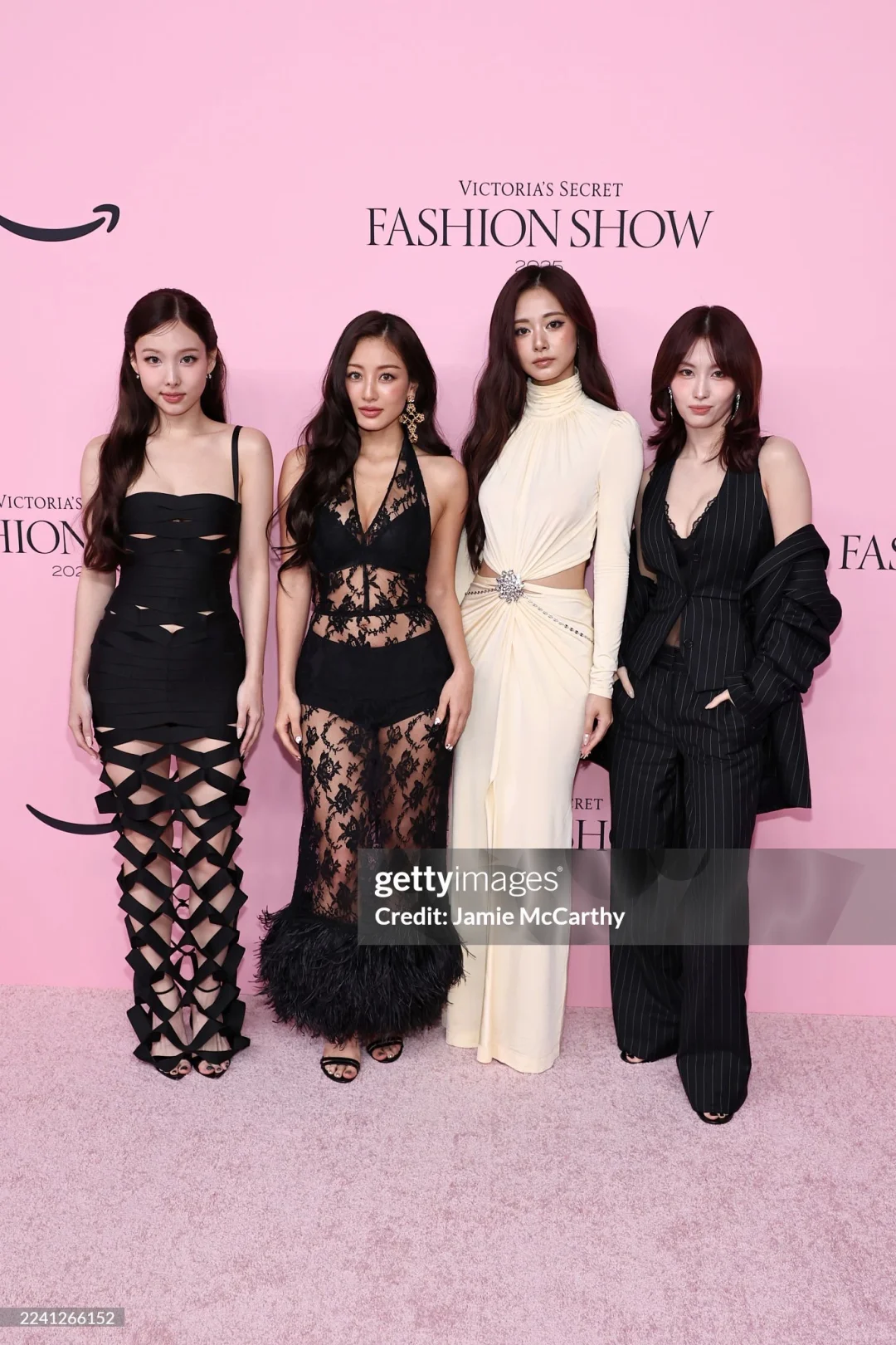 有种舌头伸不进屏幕的无力感...