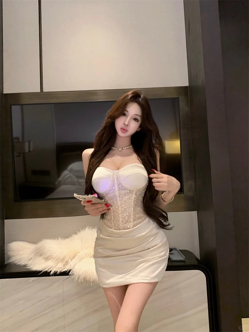 亮闪闪抹胸包臀裙 好美啊啊啊❗️