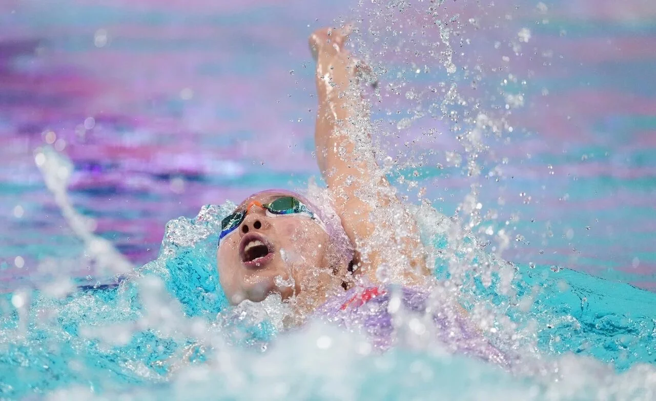 心中有火，眼里有光。