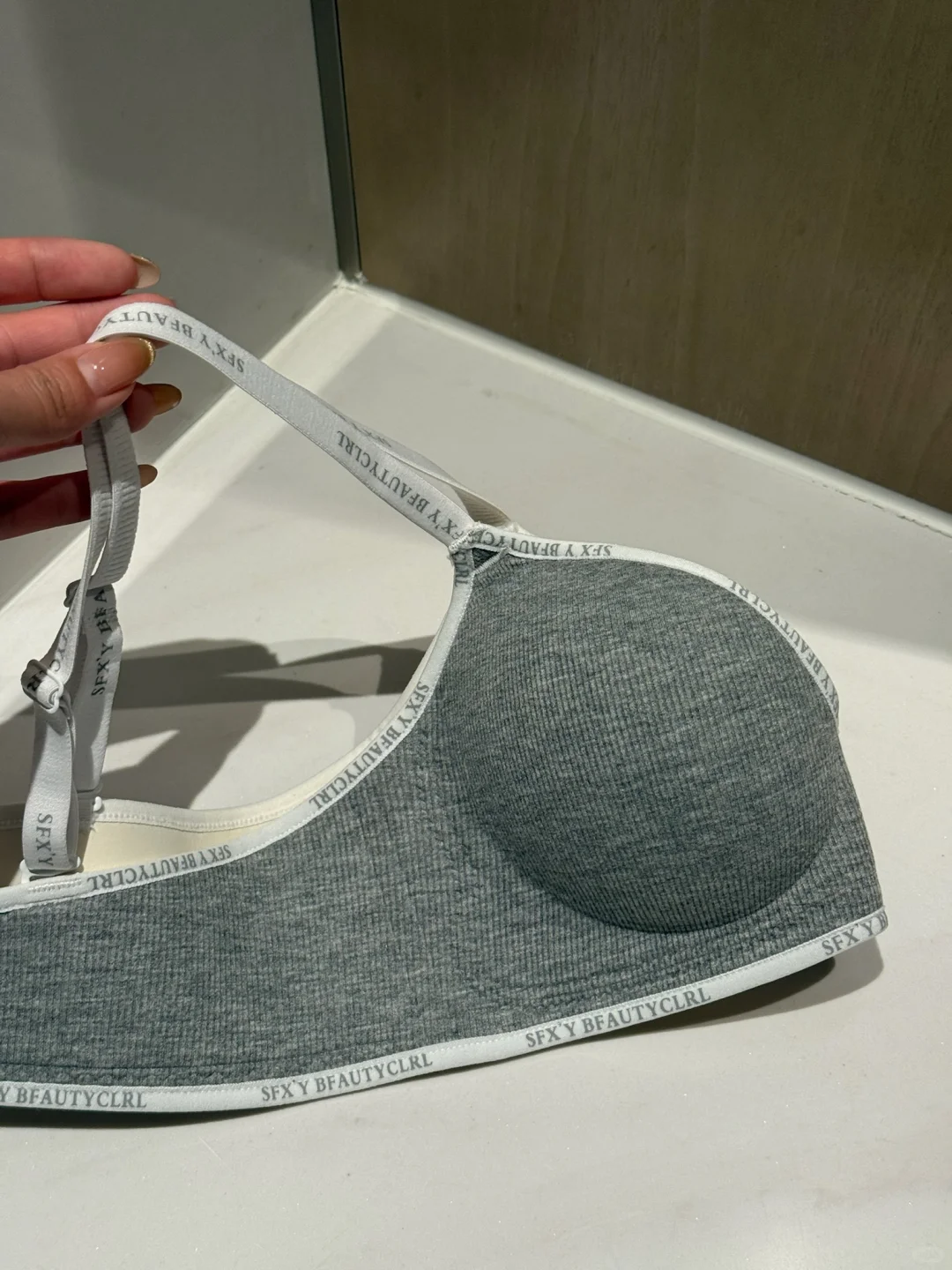 爆沟小地雷bra来啦！！！