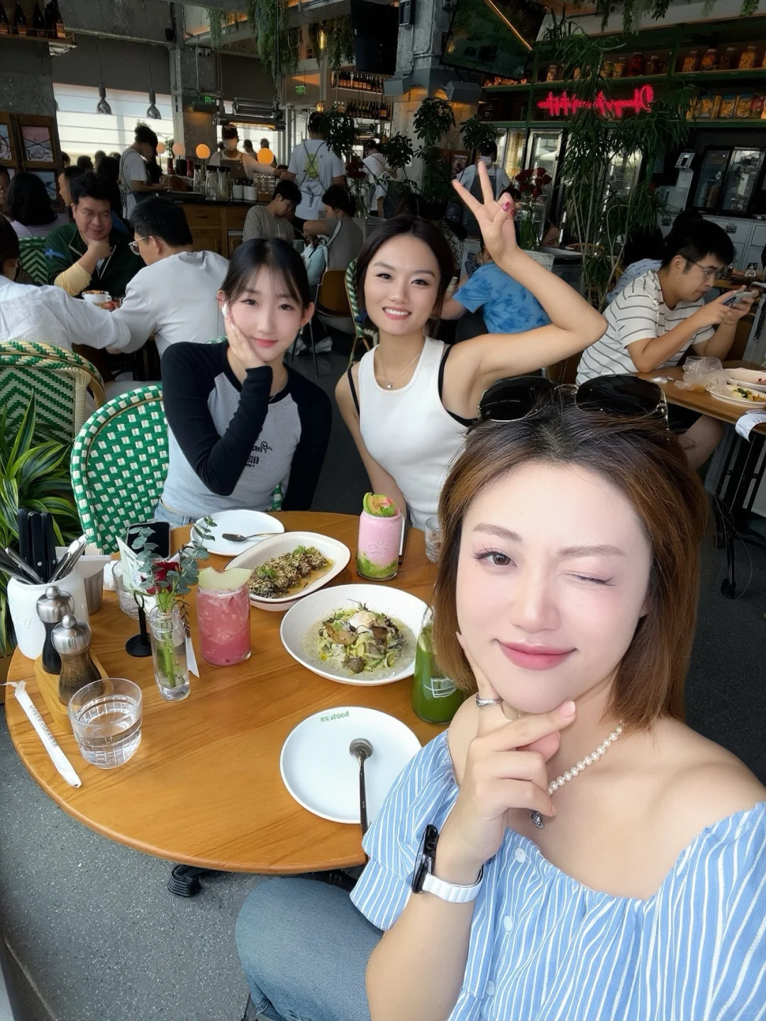 做大姐姐的一天