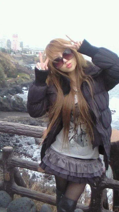 冬天做不了涩谷辣妹因为不能光腿