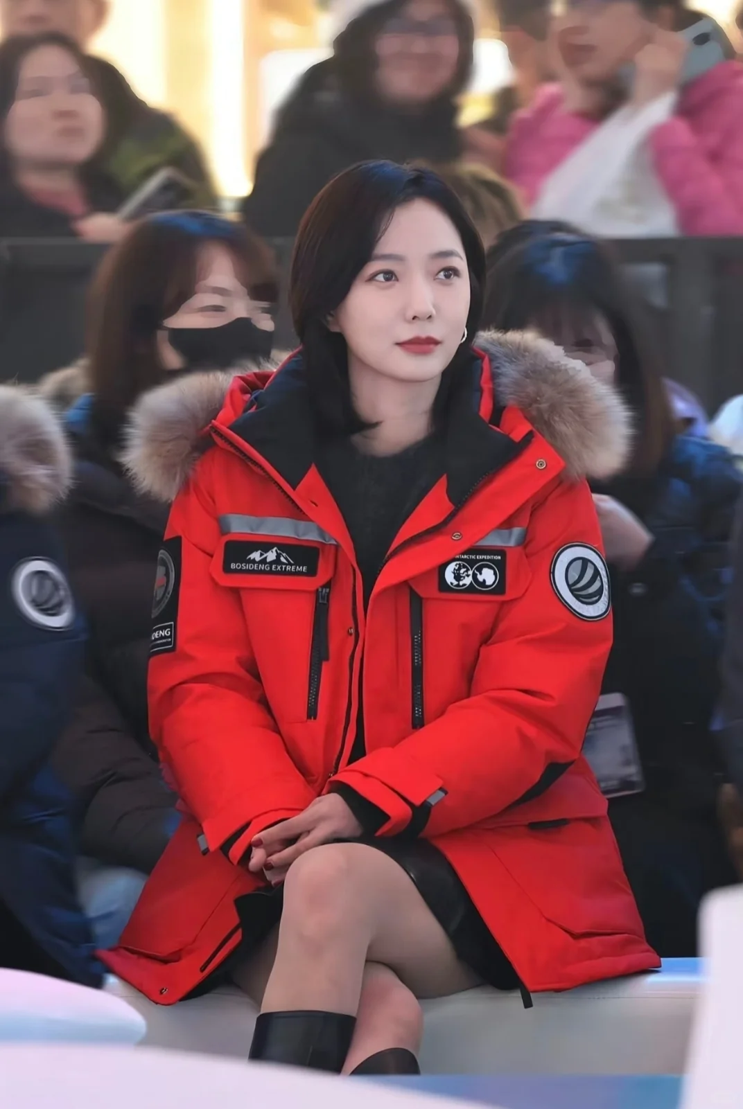 王珞丹🥰难得一见（靴子+肉丝）穿搭？