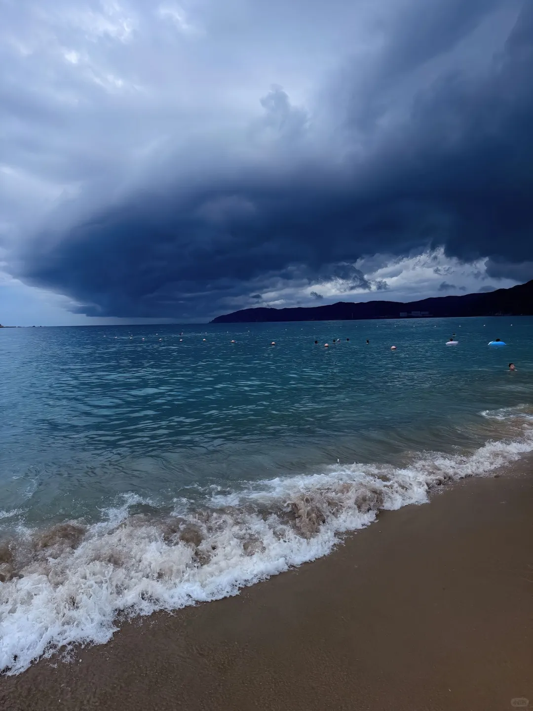 在海边，我拍到了人生照片！