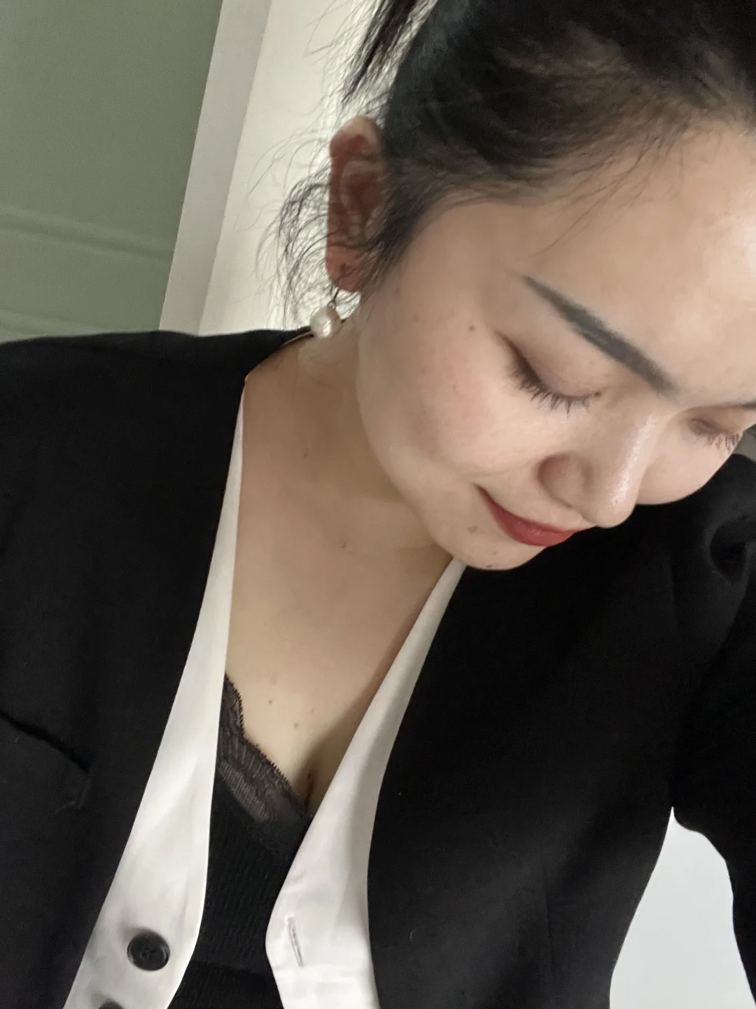 山东的，不丑，也不瘦，30多岁…