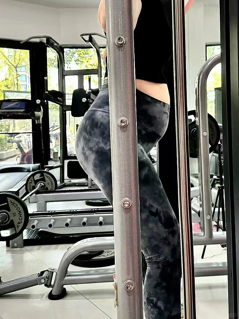 怀了个孕lululemon从6码穿到10码