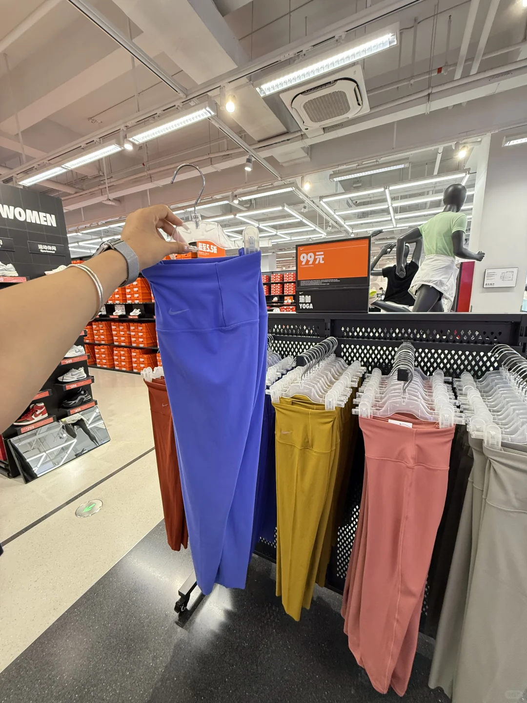 绝了！59元买NIKE瑜伽裤！姐妹们！冲！