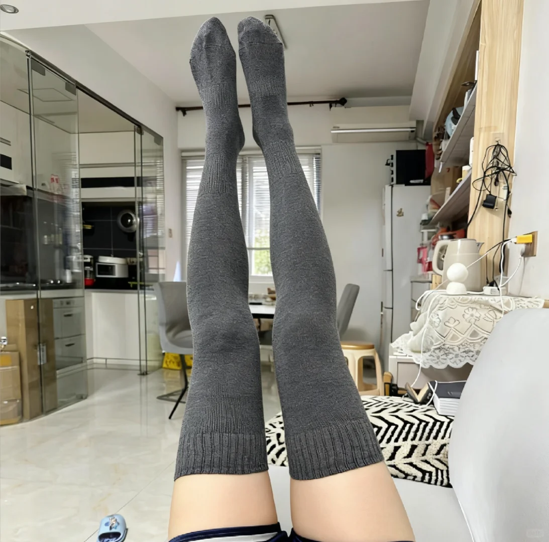 挖到超🧚‍♂️好！穿！的！大腿袜！！！