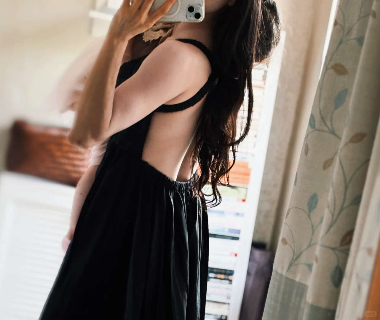 这条小黑裙深得我心～