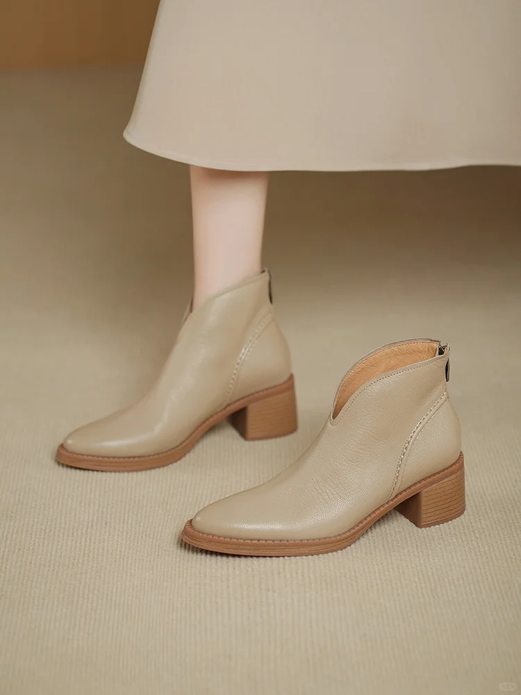 👢复古英伦风！5cm粗跟显瘦神器来啦～