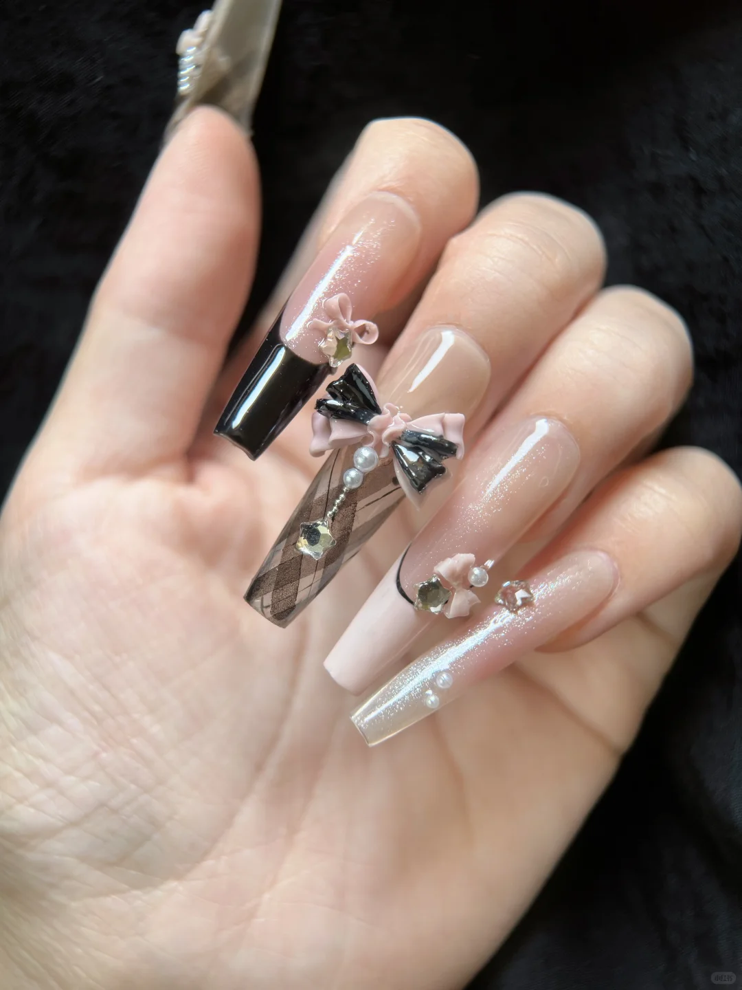 漂亮女大来啦！温柔淑女 穿戴甲每日一戴