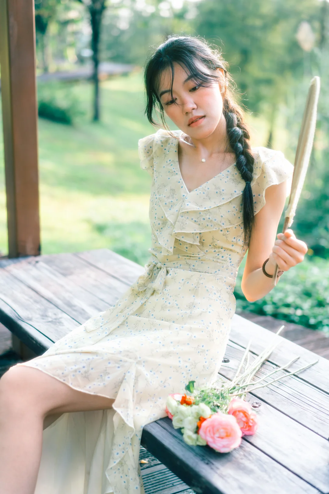 拍照吗？很自然的那种...