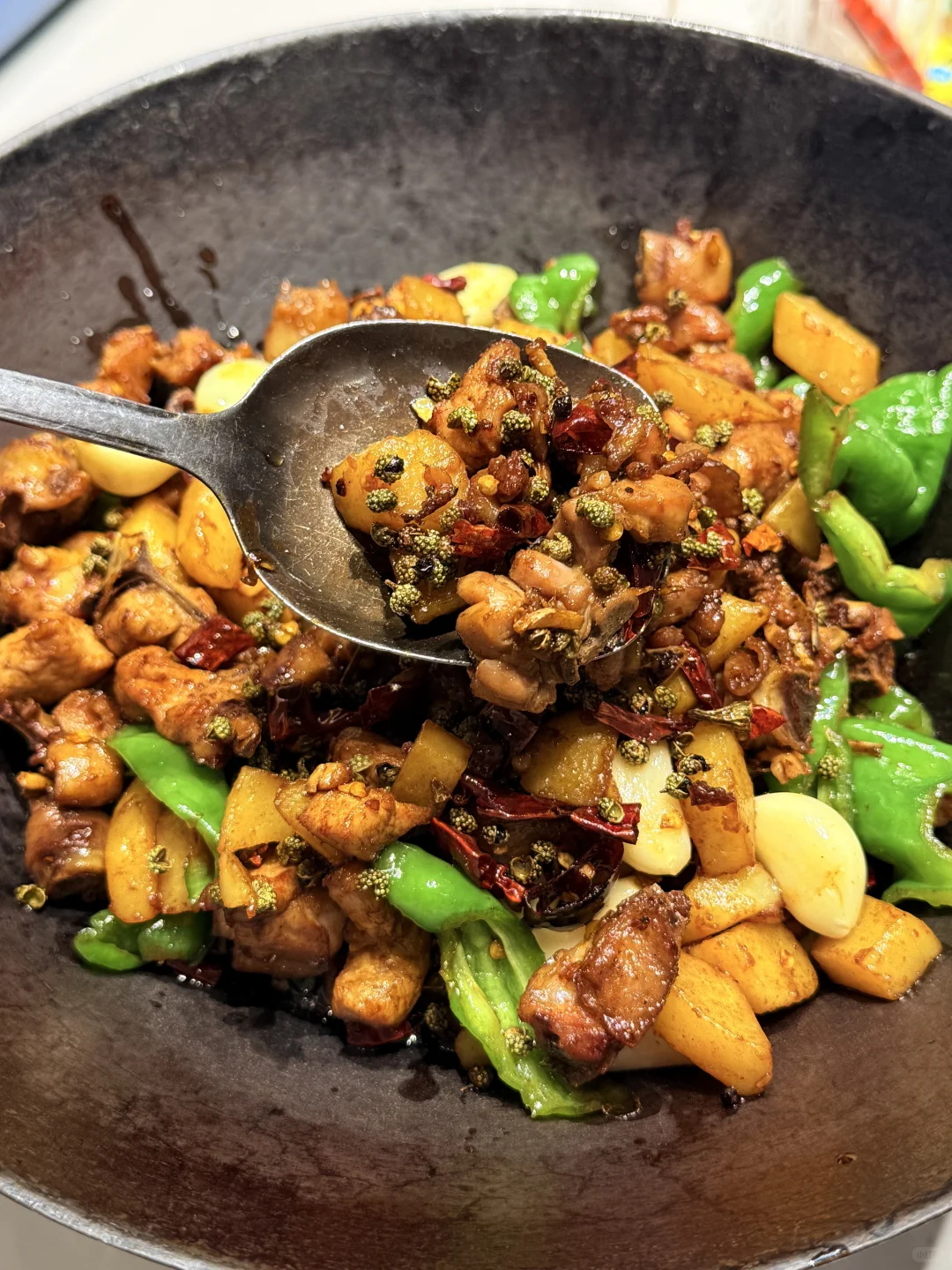 这位爱妃，朕为何从未见过你？