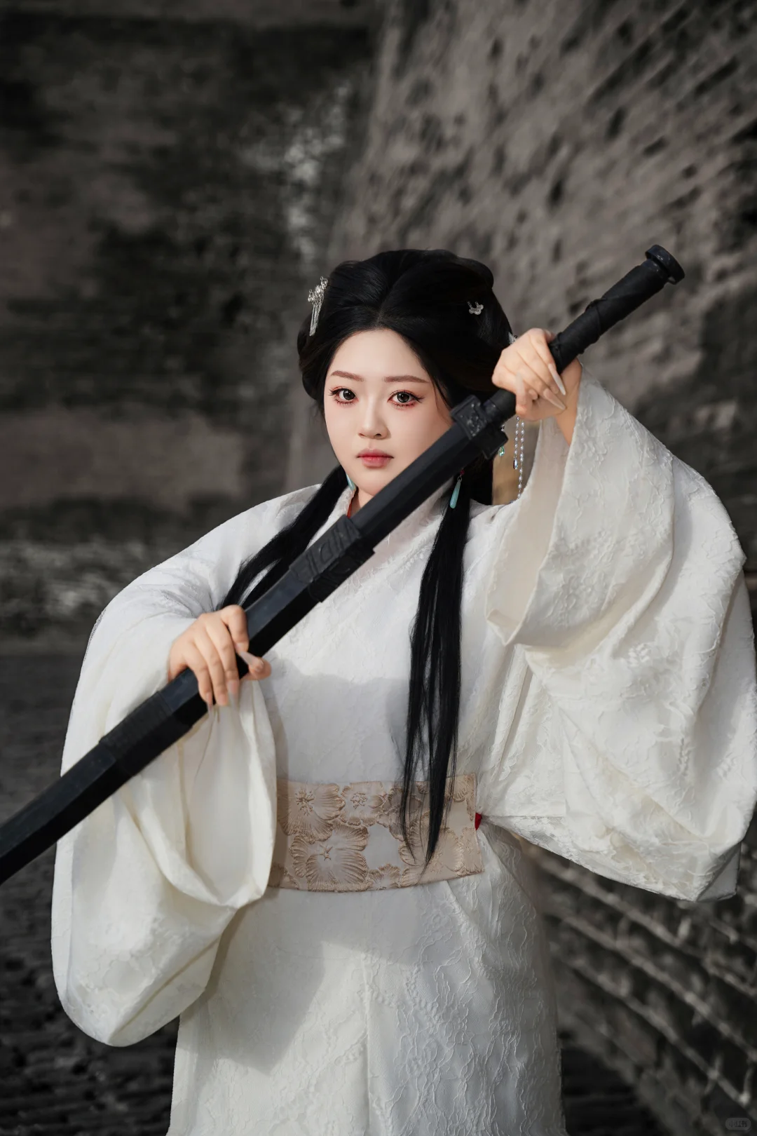 大码女孩的平遥古城战国袍梦