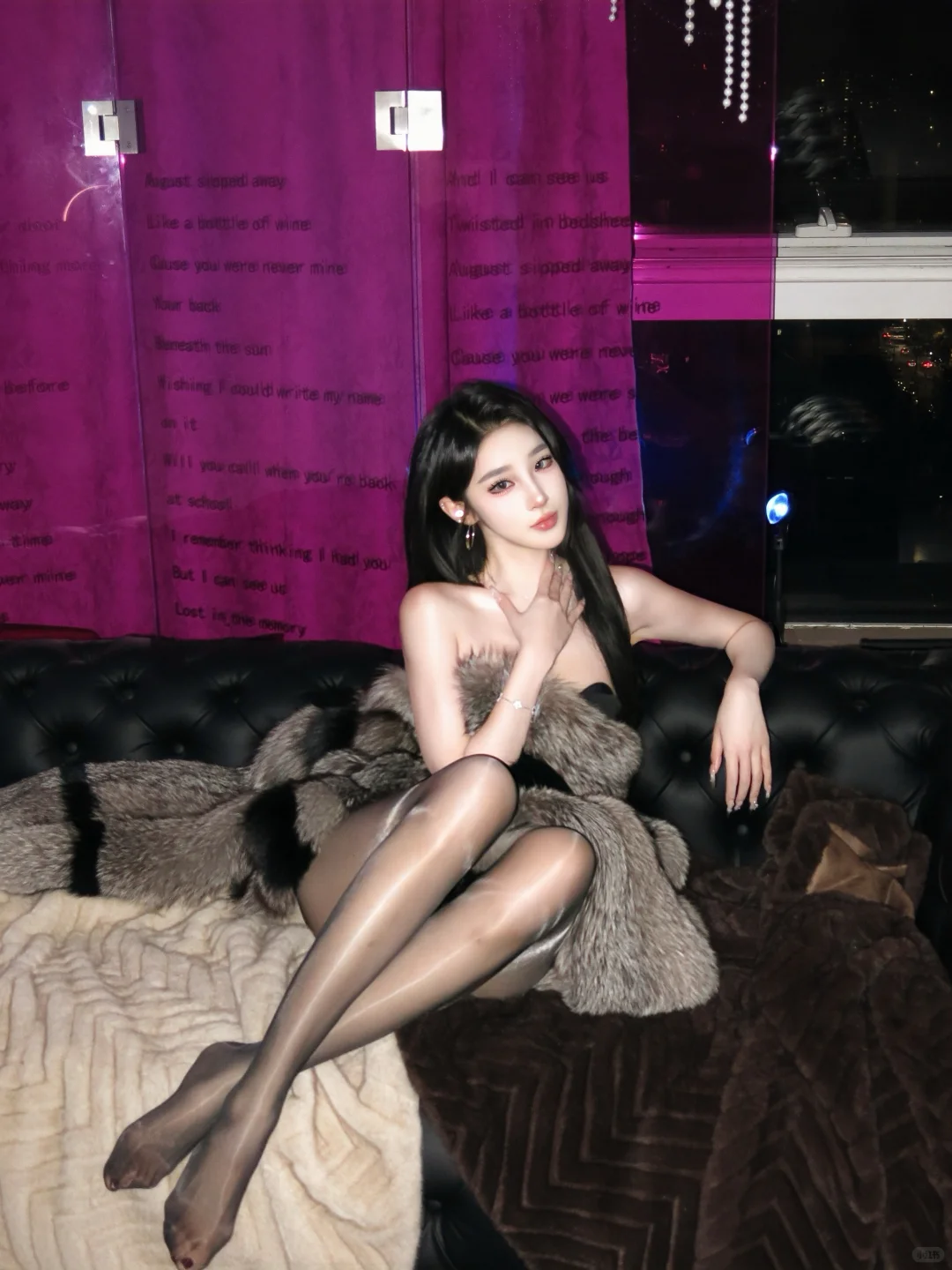 玩玩儿你怎么了 我又不玩儿别人