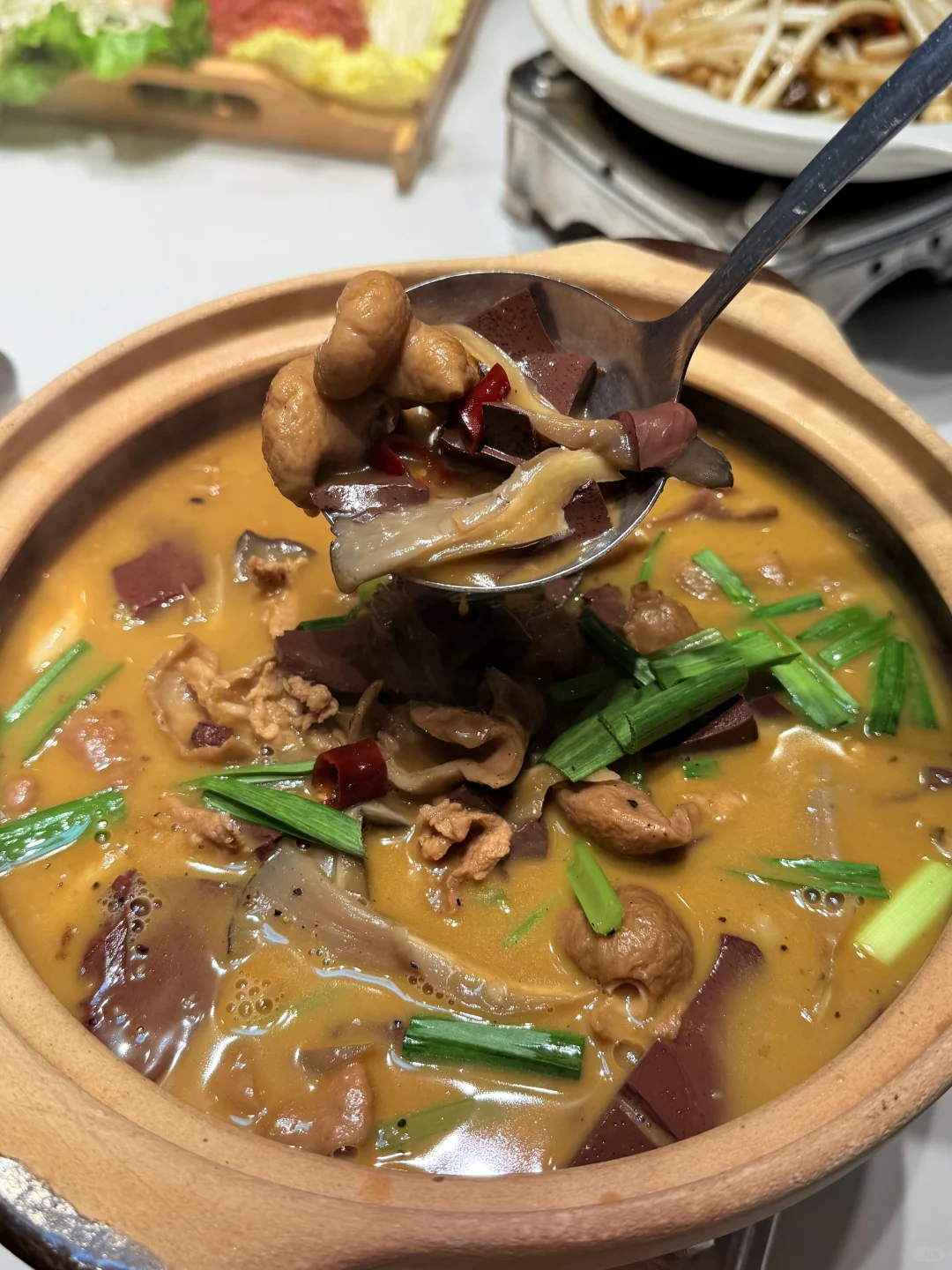 这位爱妃，朕为何从未见过你？