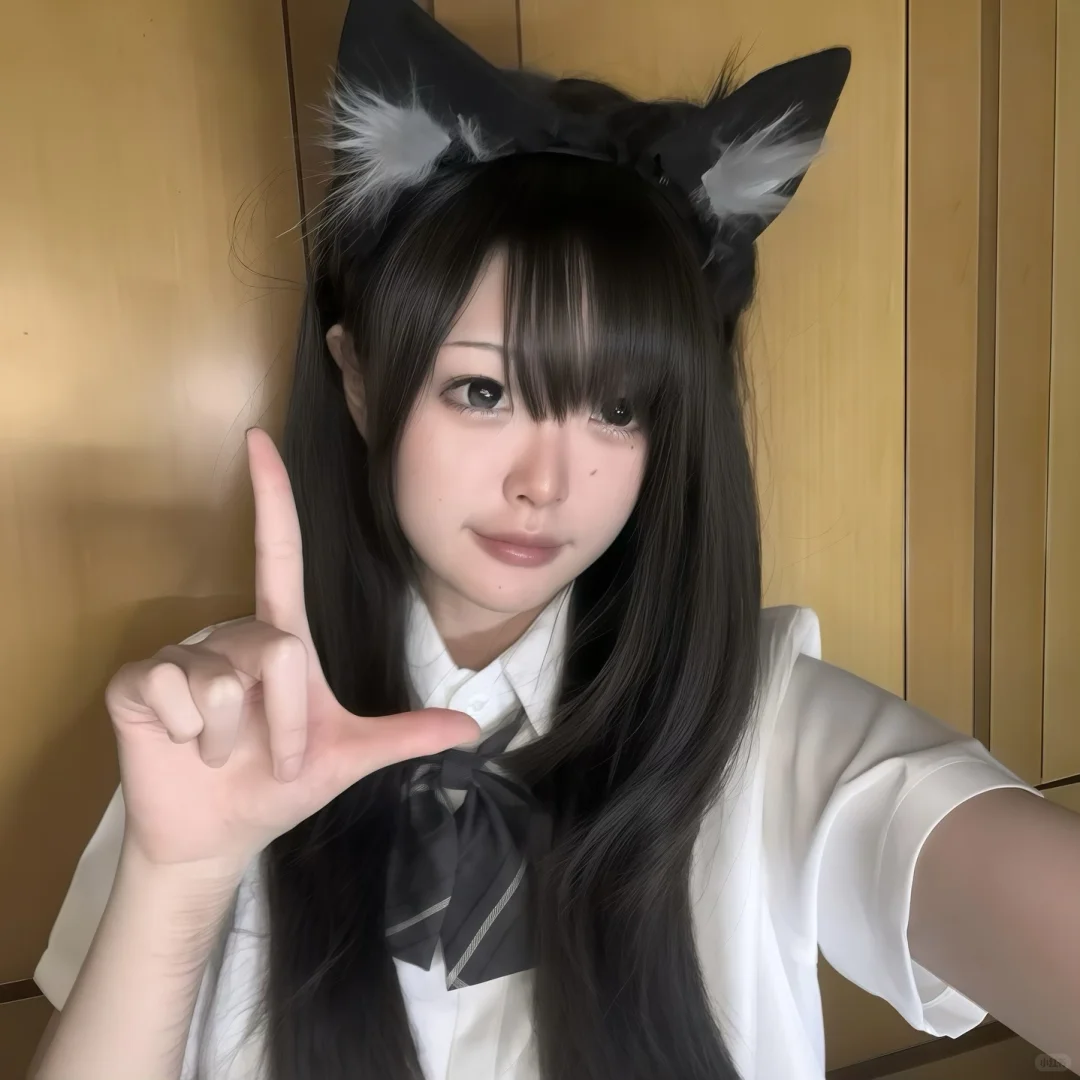 舌头上面三颗钉子惹