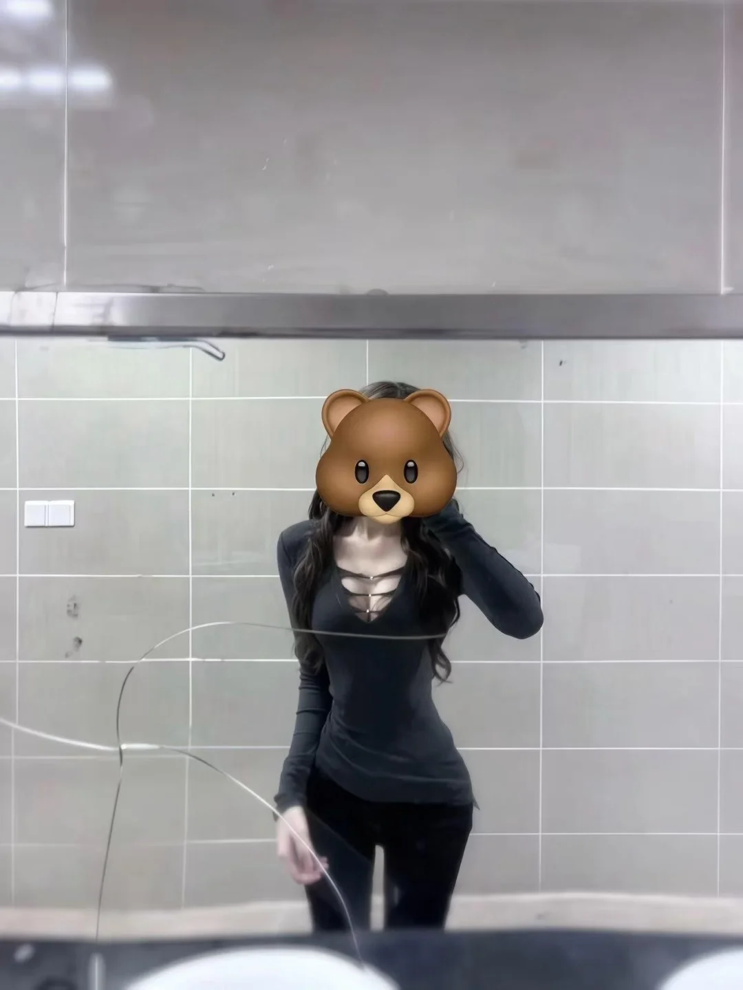 脱下外套依旧美的很权威!又欲又魅沙疯了!