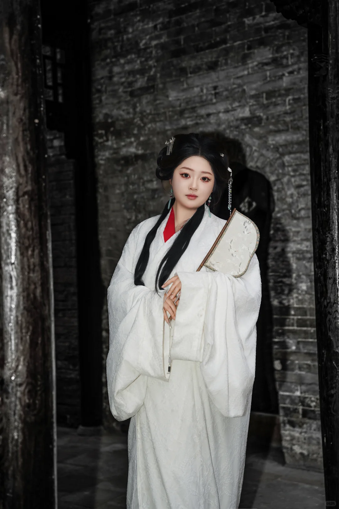 大码女孩的平遥古城战国袍梦