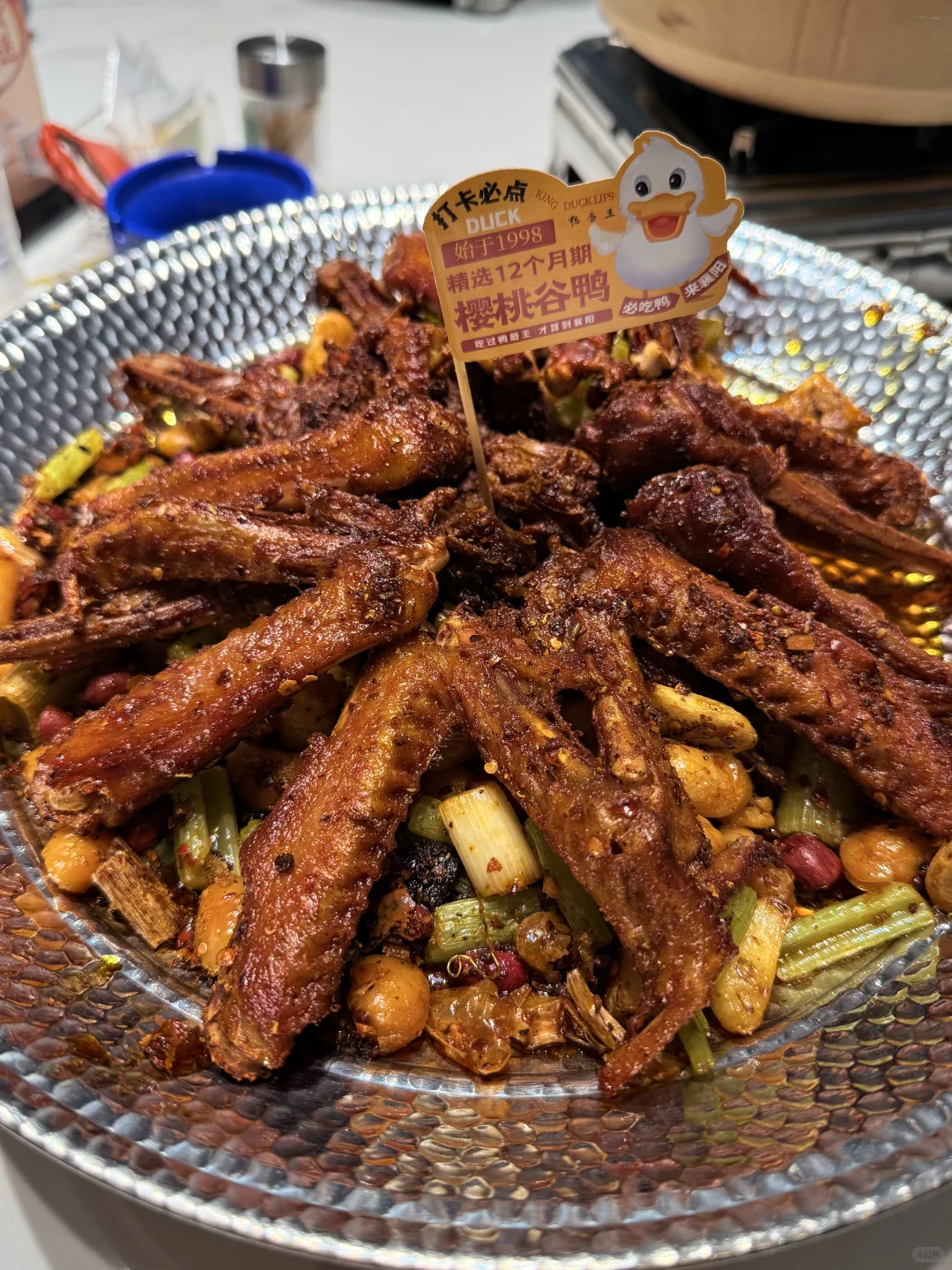 这位爱妃，朕为何从未见过你？