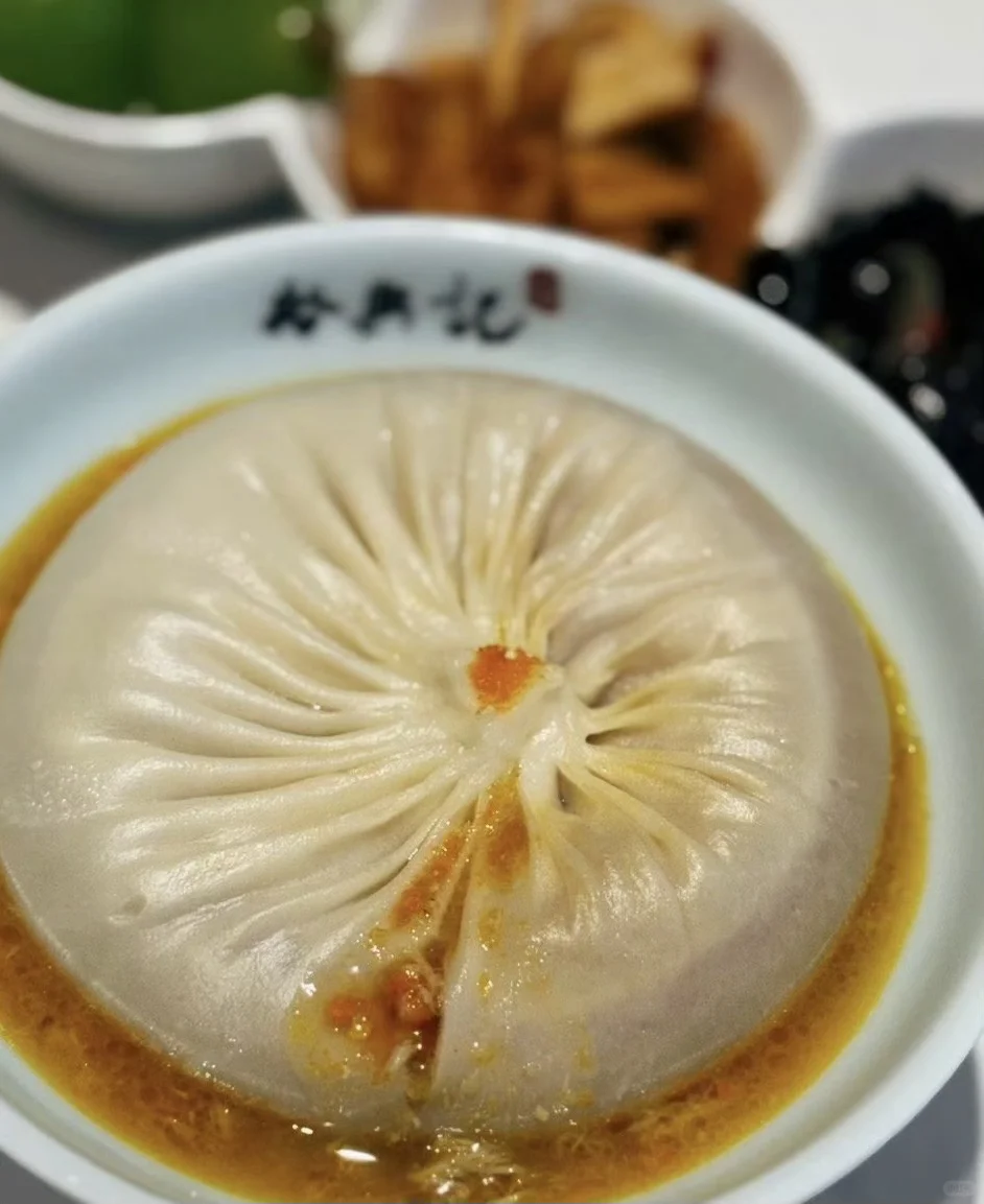 裕兴记！被一个蟹粉汤包征服了～