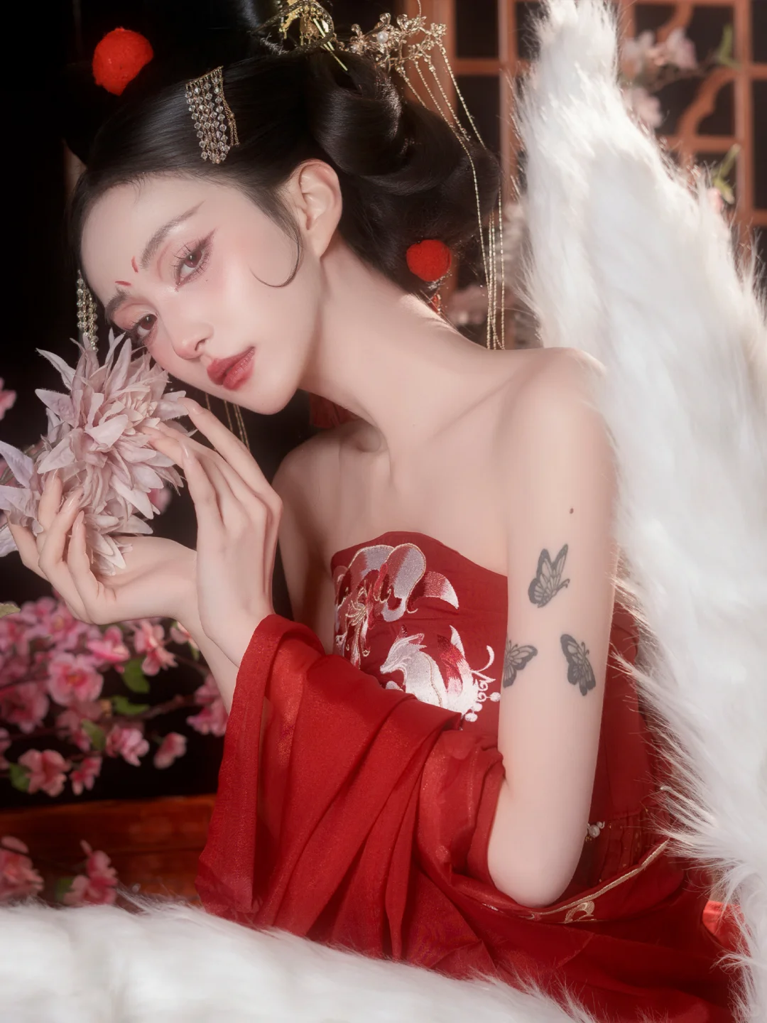 哎哟～这是哪家的小狐狸🦊下凡了呀❓美到窒息