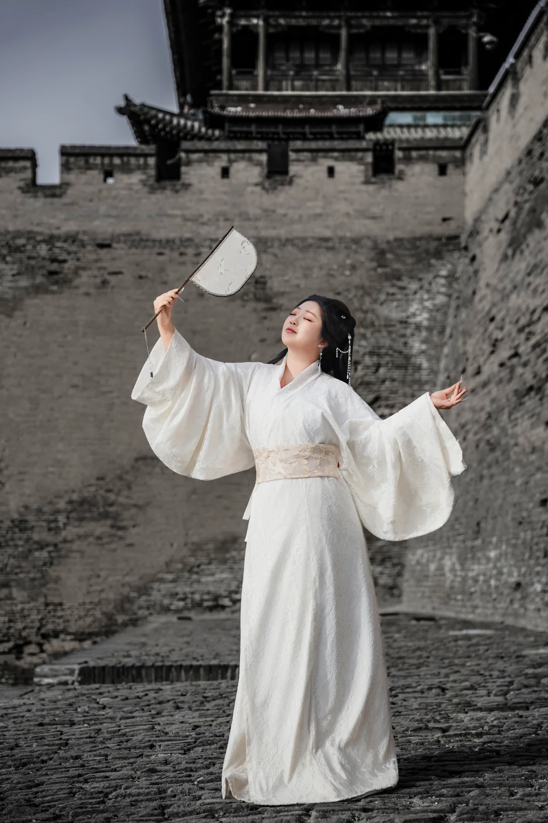 大码女孩的平遥古城战国袍梦