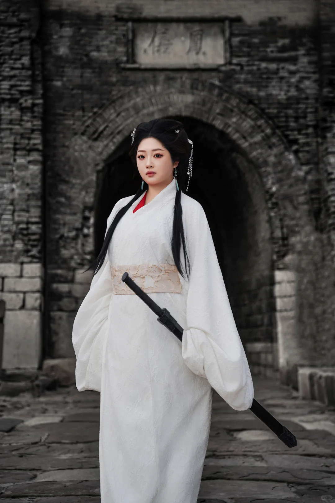 大码女孩的平遥古城战国袍梦