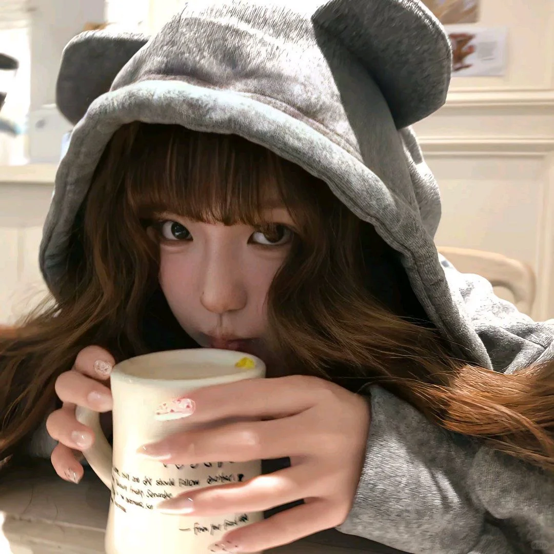 𝙒𝙚𝘾𝙝𝙖𝙩女生头像🥨