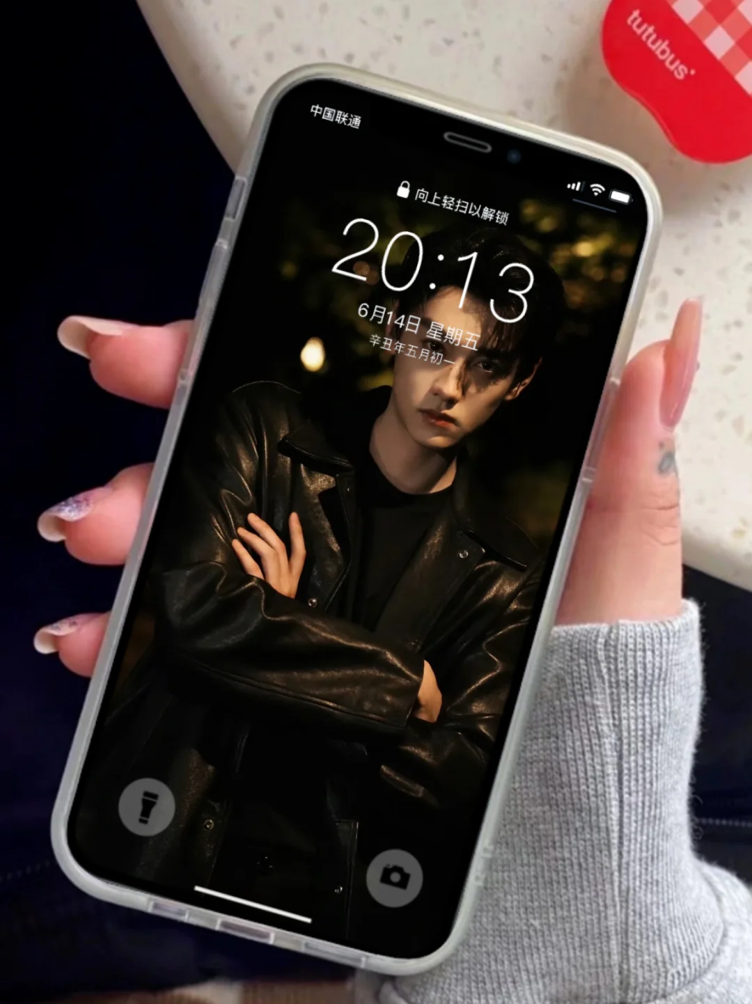 谁懂这张田栩宁的壁纸啊，好帅啊