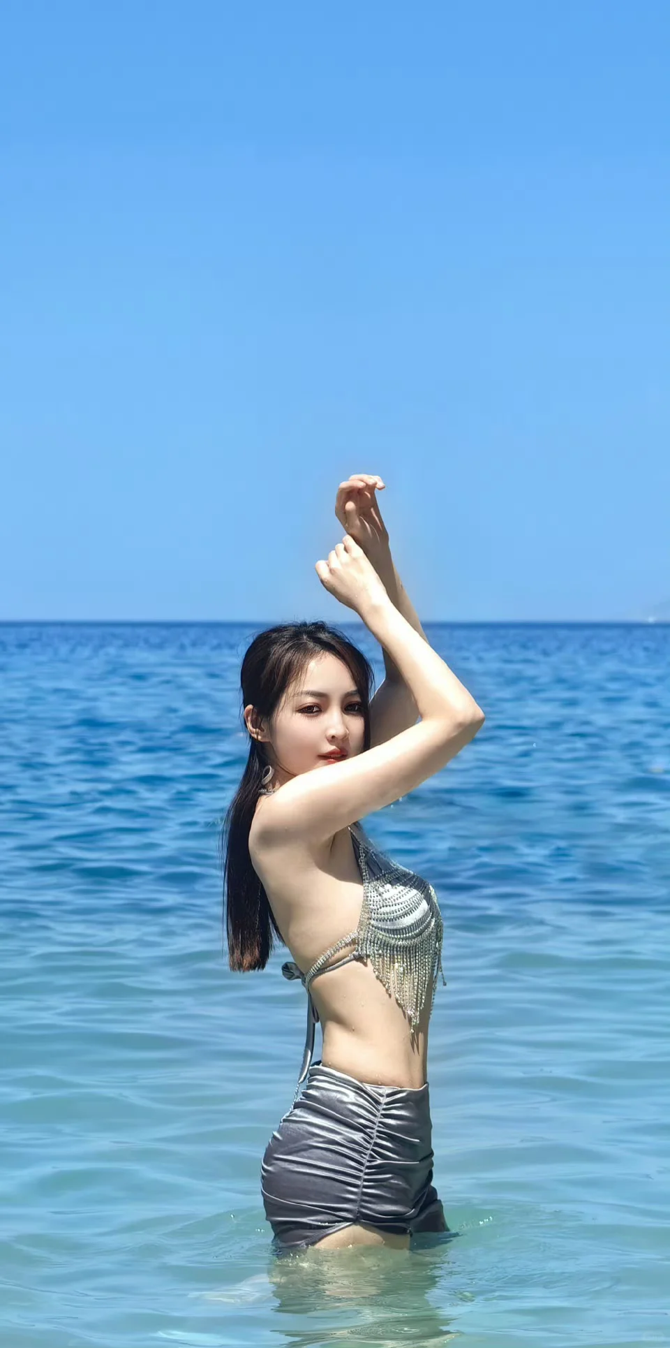 王钟瑶 心机泳衣 魔鬼身材