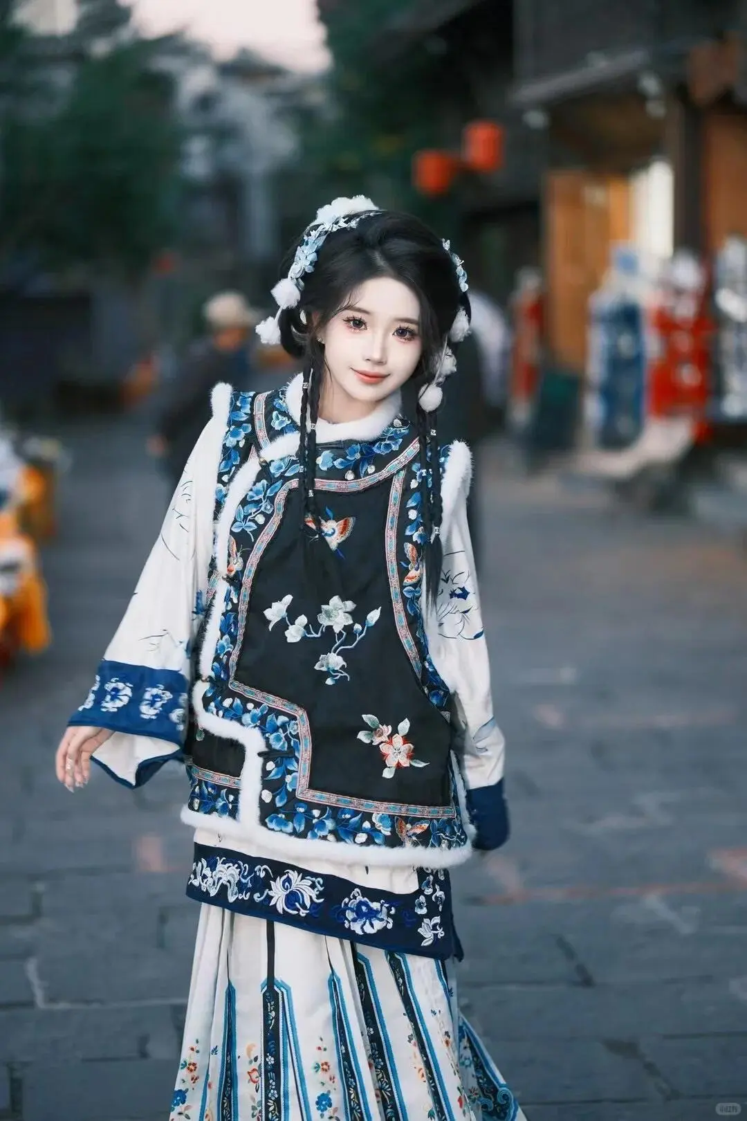 在景德镇，这么可爱的冬装清汉女你还没尝试